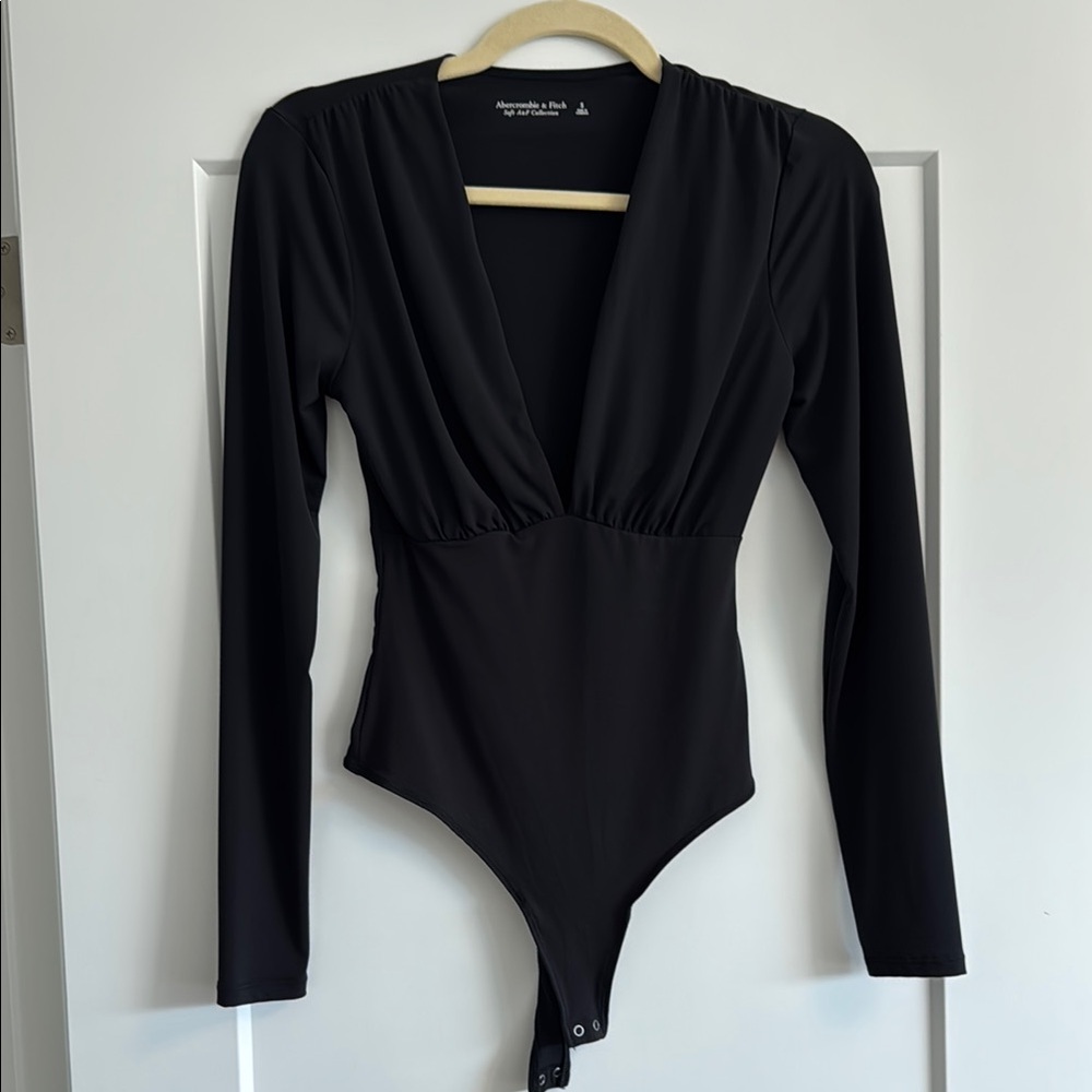 Long-Sleeve Slinky V-Neck Bodysuit